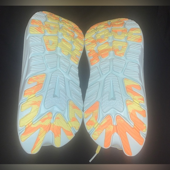 KAWANA HOKA SNEAKERS - Picture 9 of 10